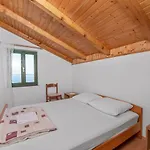 Сasa de vacaciones House Mirta *