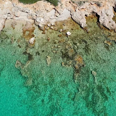 Feriehus House Mirta *