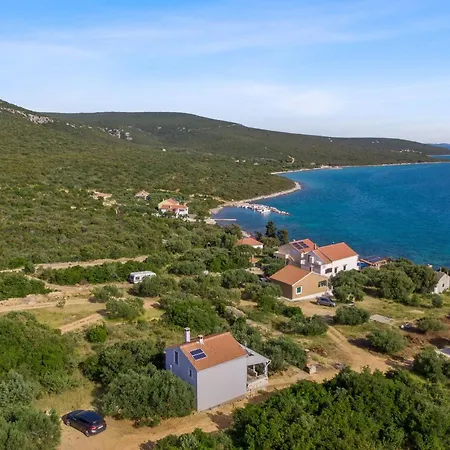 House Mirta Semesterbostad Pašman
