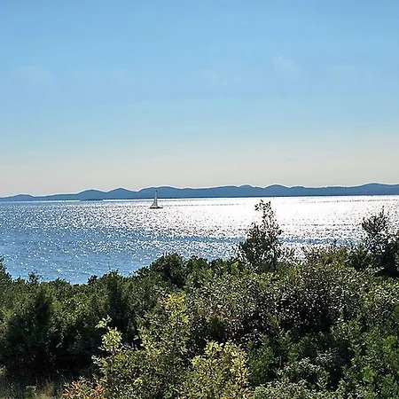 Feriehus House Mirta *