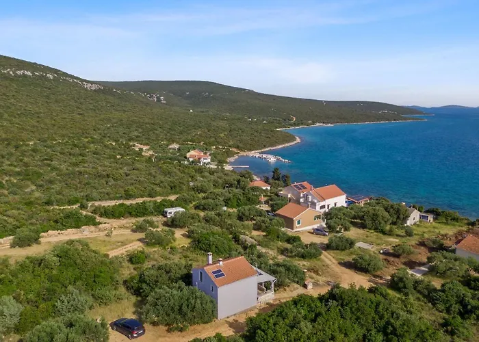 House Mirta Dom wakacyjny Pašman