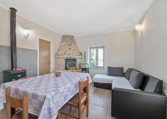 Dom wakacyjny House Mirta Pašman